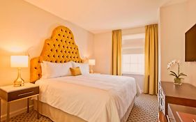 The Historic Cavalier Hotel And Beach Club Autograph Collection